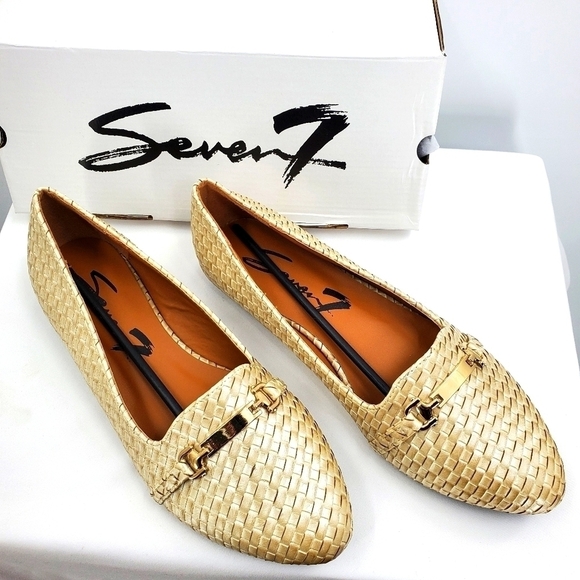 Seven 7 Pearl Gigi Gold Tone Horsebit Buckle Flats Women's Size 8.5 - Picture 1 of 8